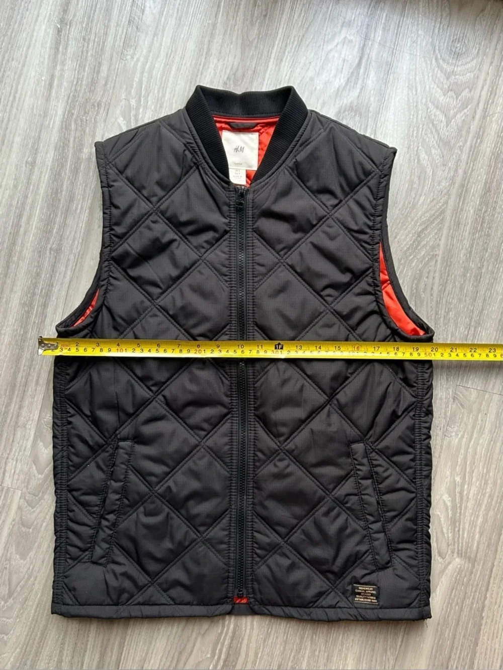 H&M quilted black